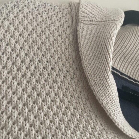 white sweater/cardigan - Picture 4 of 9